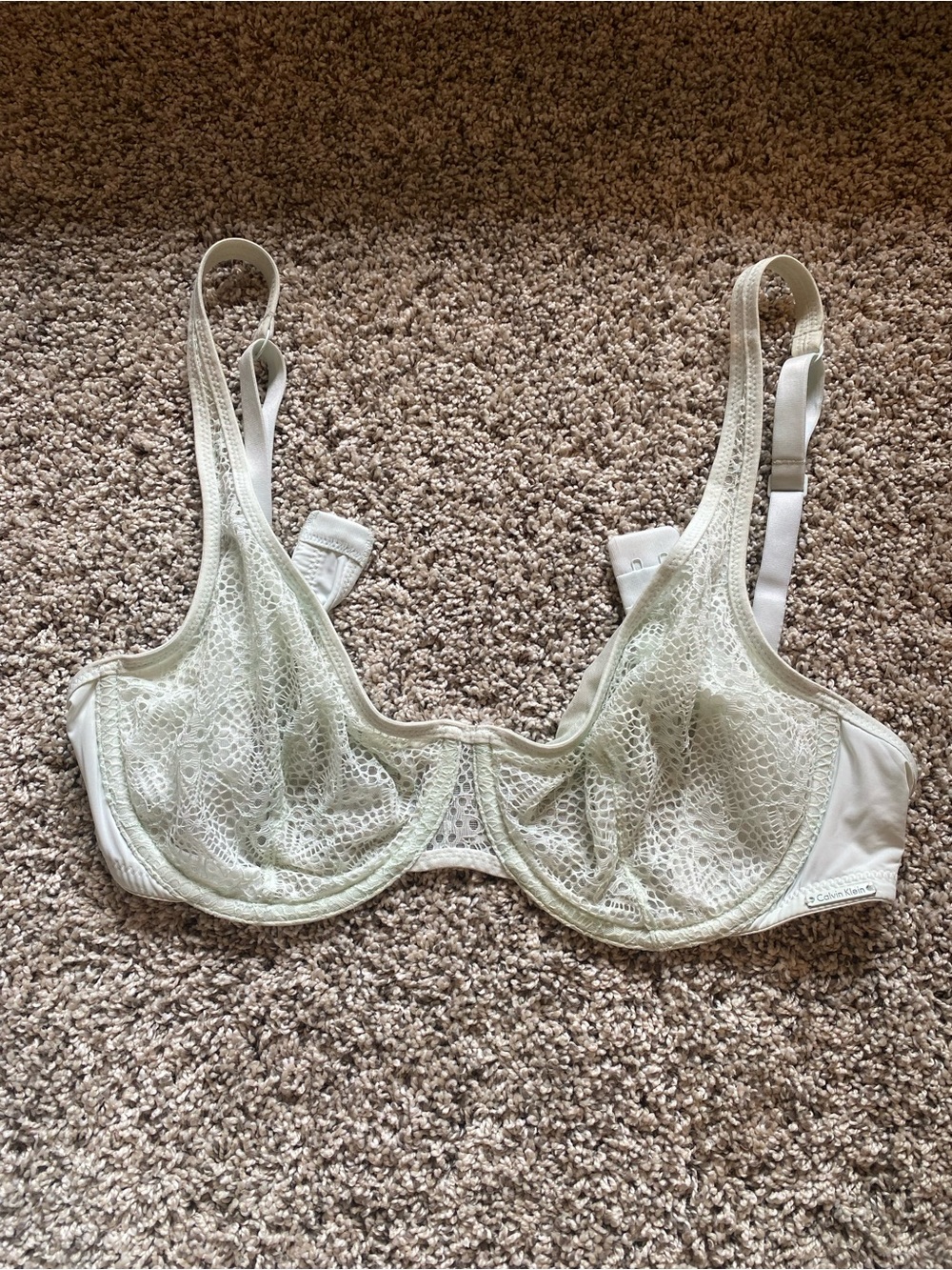 Calvin Klein Lace Underwire Bra in Light Mint - 34D
